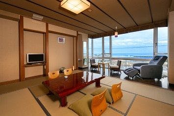 13 เสื่อทาทามิ ปลอดบุหรี่ มี Wi-Fi ครบครัน