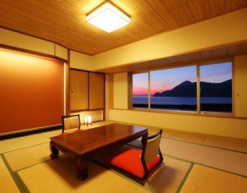 全室禁煙 ＜NO SMOKING＞