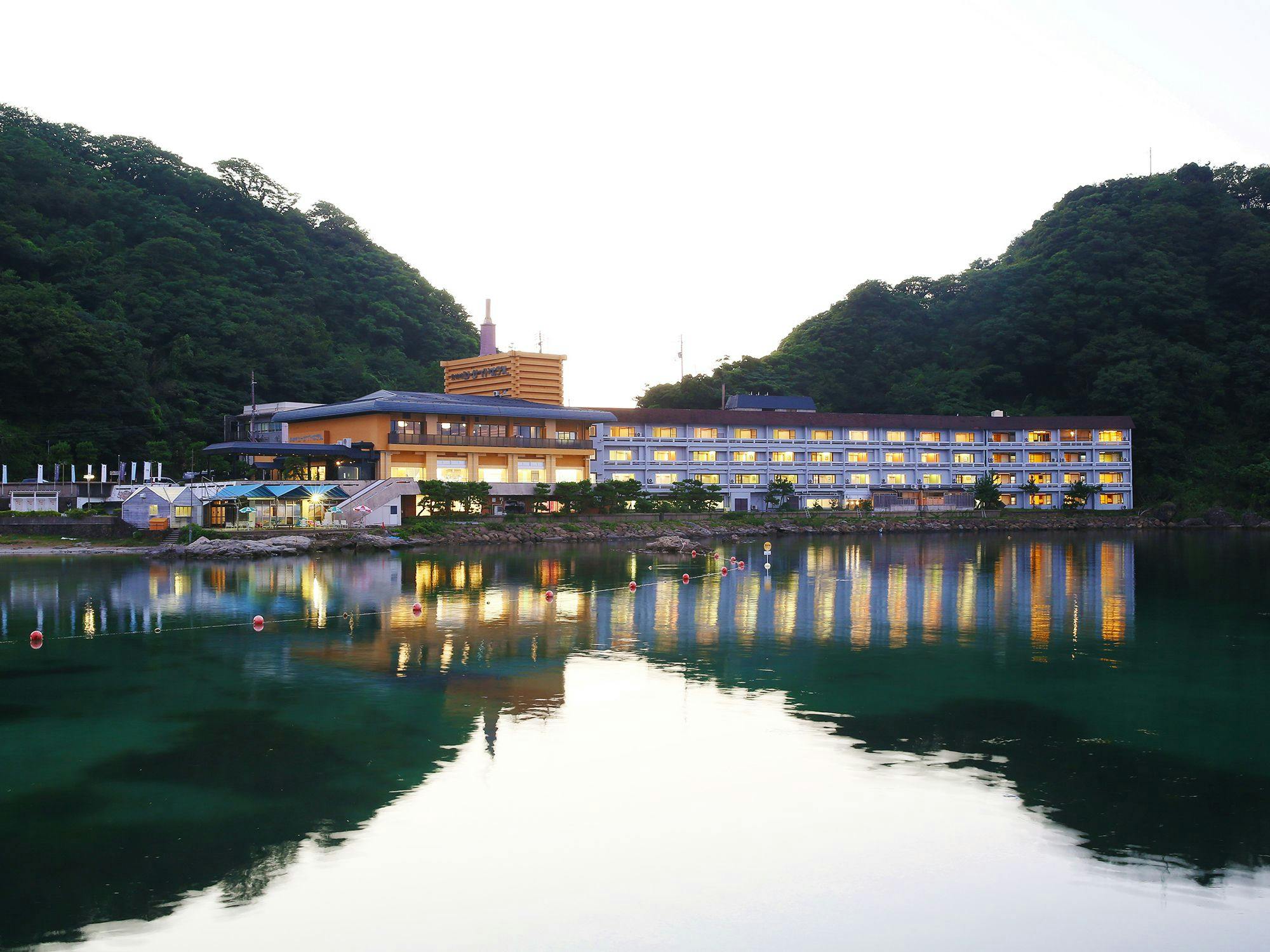 Oku-Kinosaki Seaside Hotel
