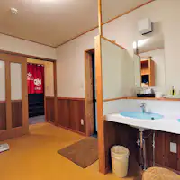 มีไดร์เป่าผมที่อ่างล้างหน้า