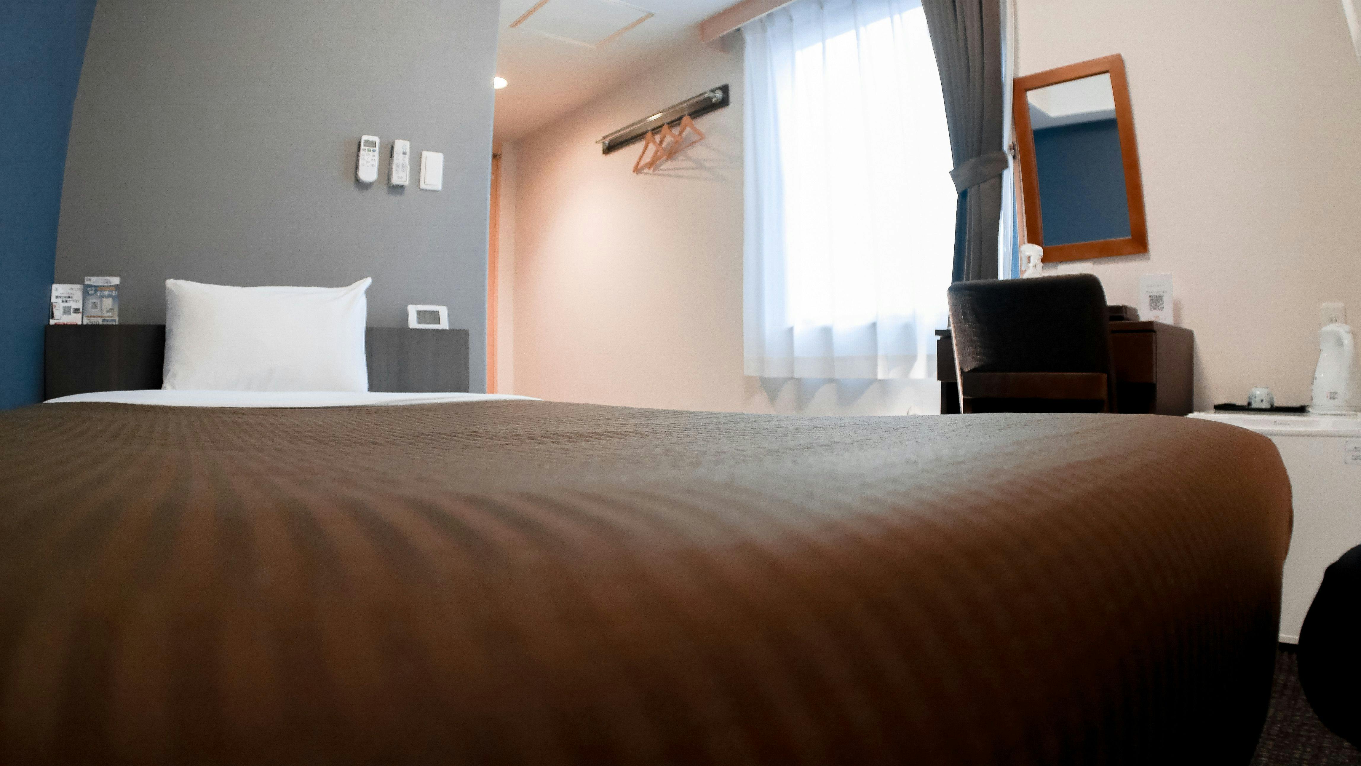 Bilik Single 【1 Katil Lebar 120cm】