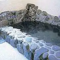 Kolam Mata air panas mineral