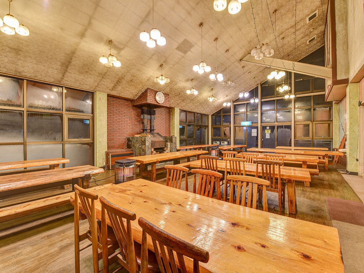 [ร้านอาหารภายในโรงแรม]