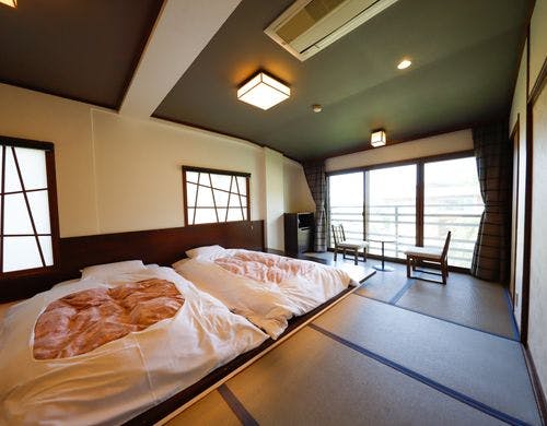 ＜本館／特別室＞芙蓉の間（和室三間）