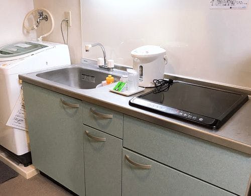 ３２型液晶TVとデスク