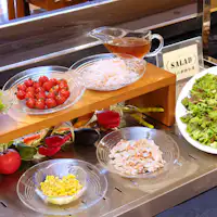 <Sarapan Prasmanan> Sudut Salad