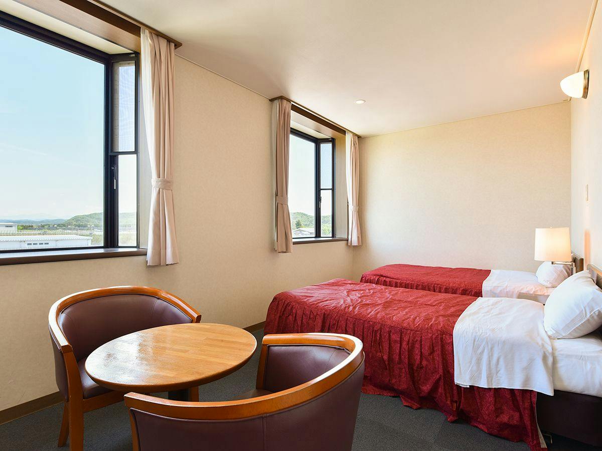 Flower Hotel