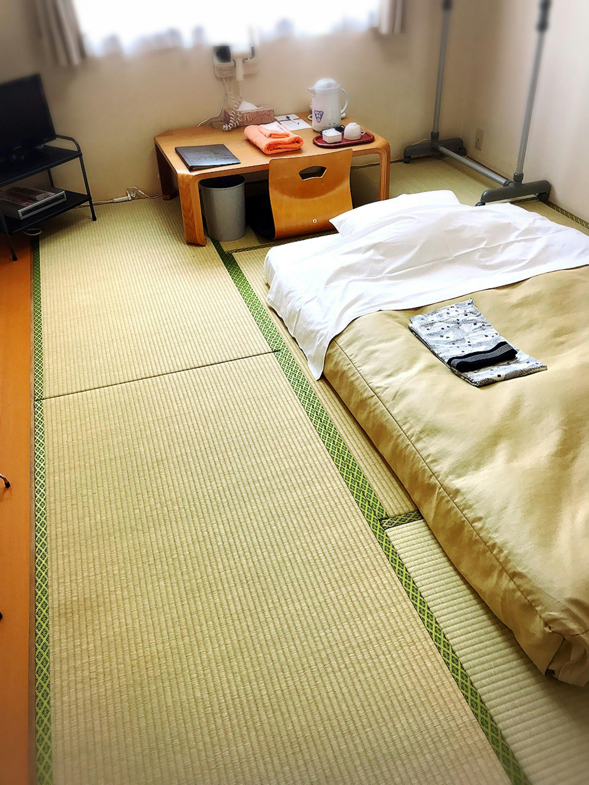 Flower Hotel