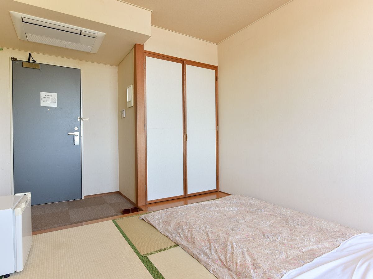 *ห้องพัก (ห้องสไตล์ญี่ปุ่น 7 เสื่อทาทามิ)