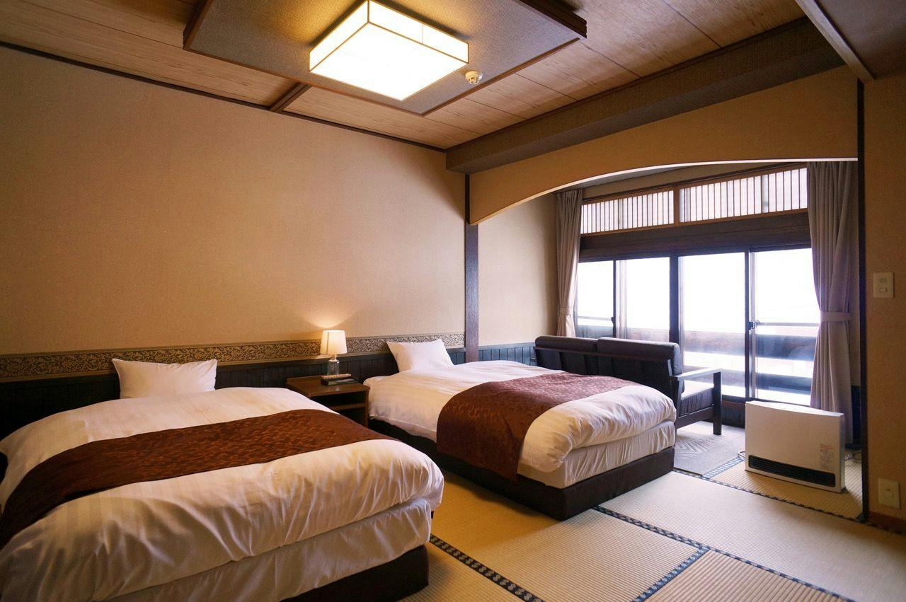 Takayu Onsen Adachiya