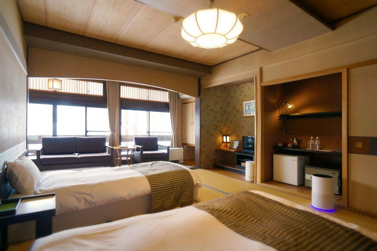 Takayu Onsen Adachiya
