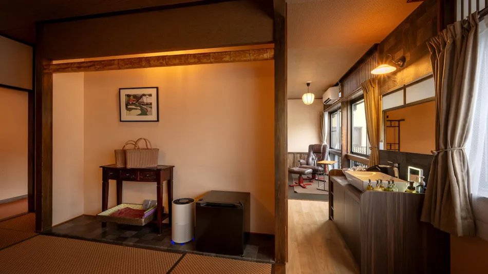 Takayu Onsen Adachiya