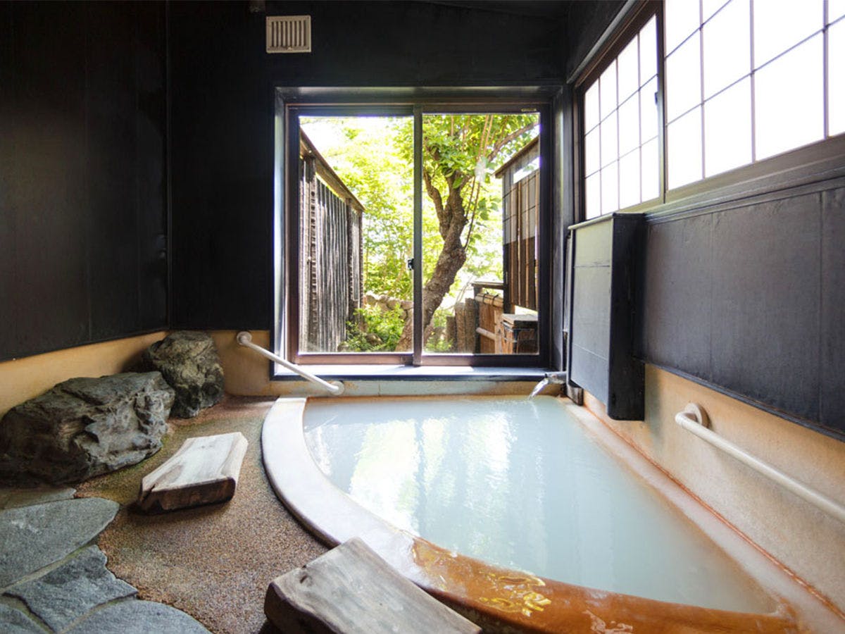 Takayu Onsen Adachiya