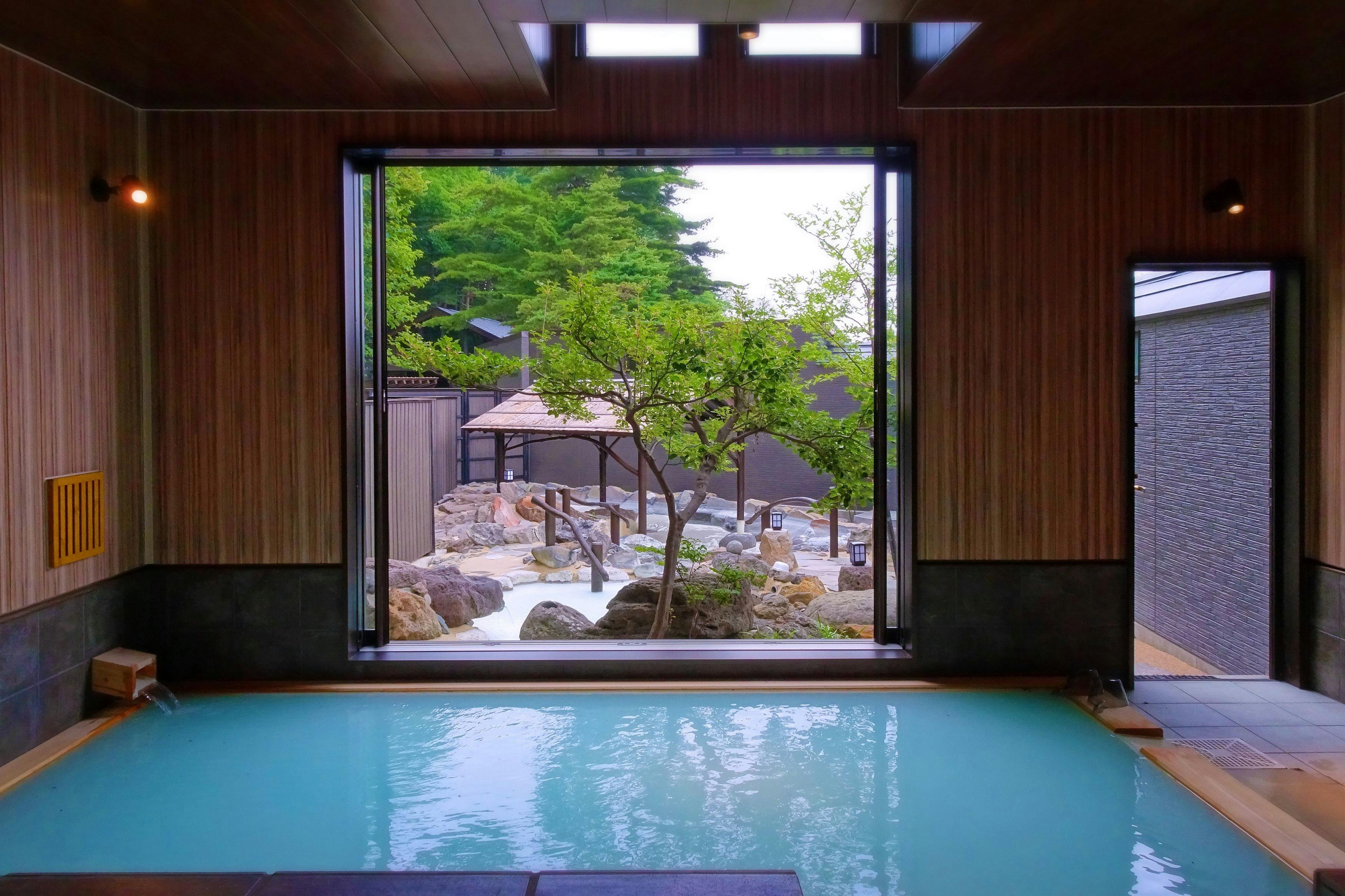 Takayu Onsen Adachiya
