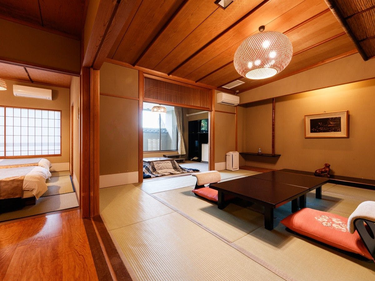 ห้องพักสไตล์ญี่ปุ่นแท้พร้อมลานวิ่งเล่นสำหรับสุนัขส่วนตัว