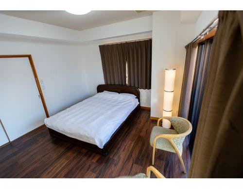 最上階2LDK　クイーンベッド　イメージ