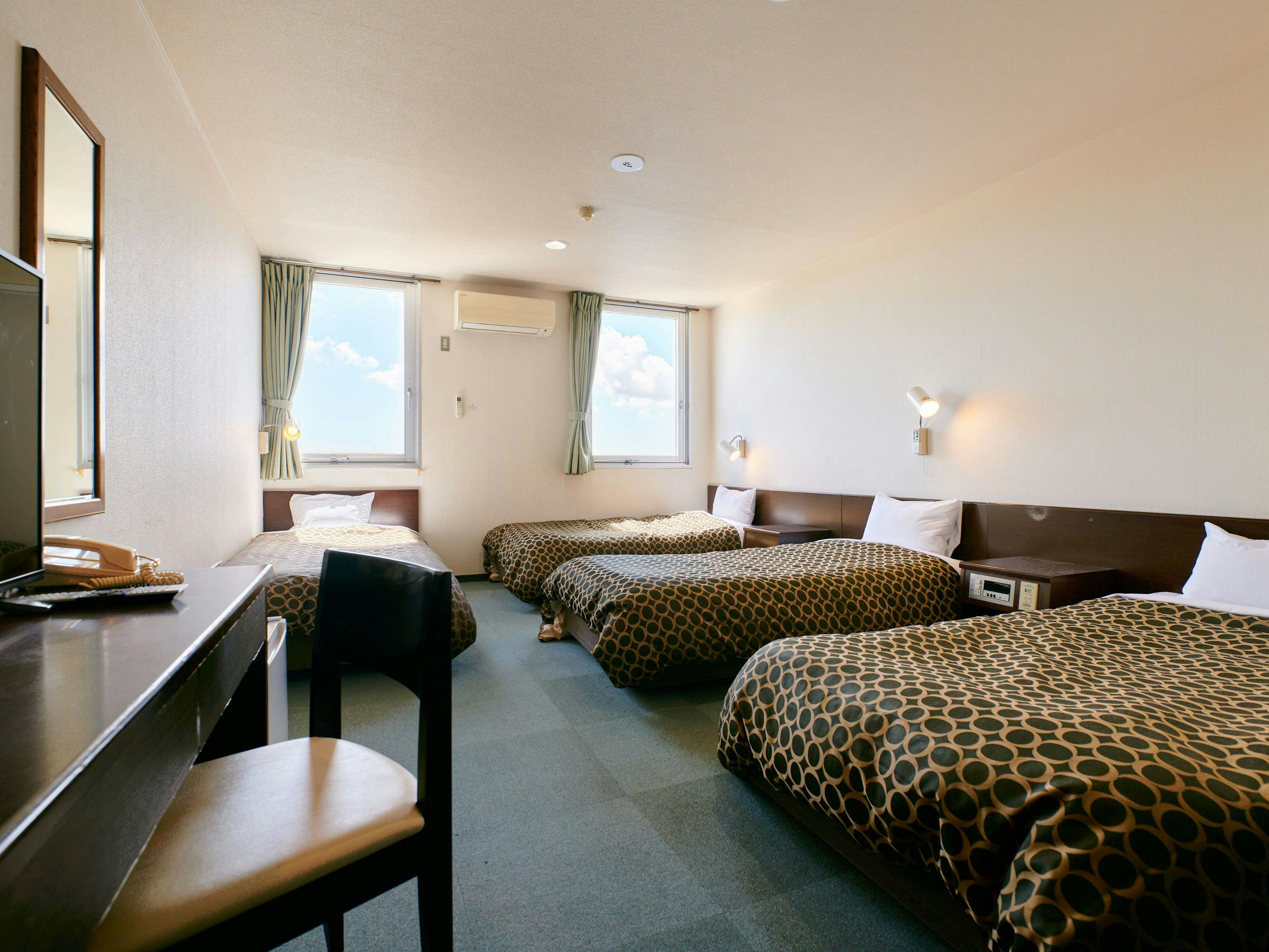 Business Hotel Okada-ya Bayside