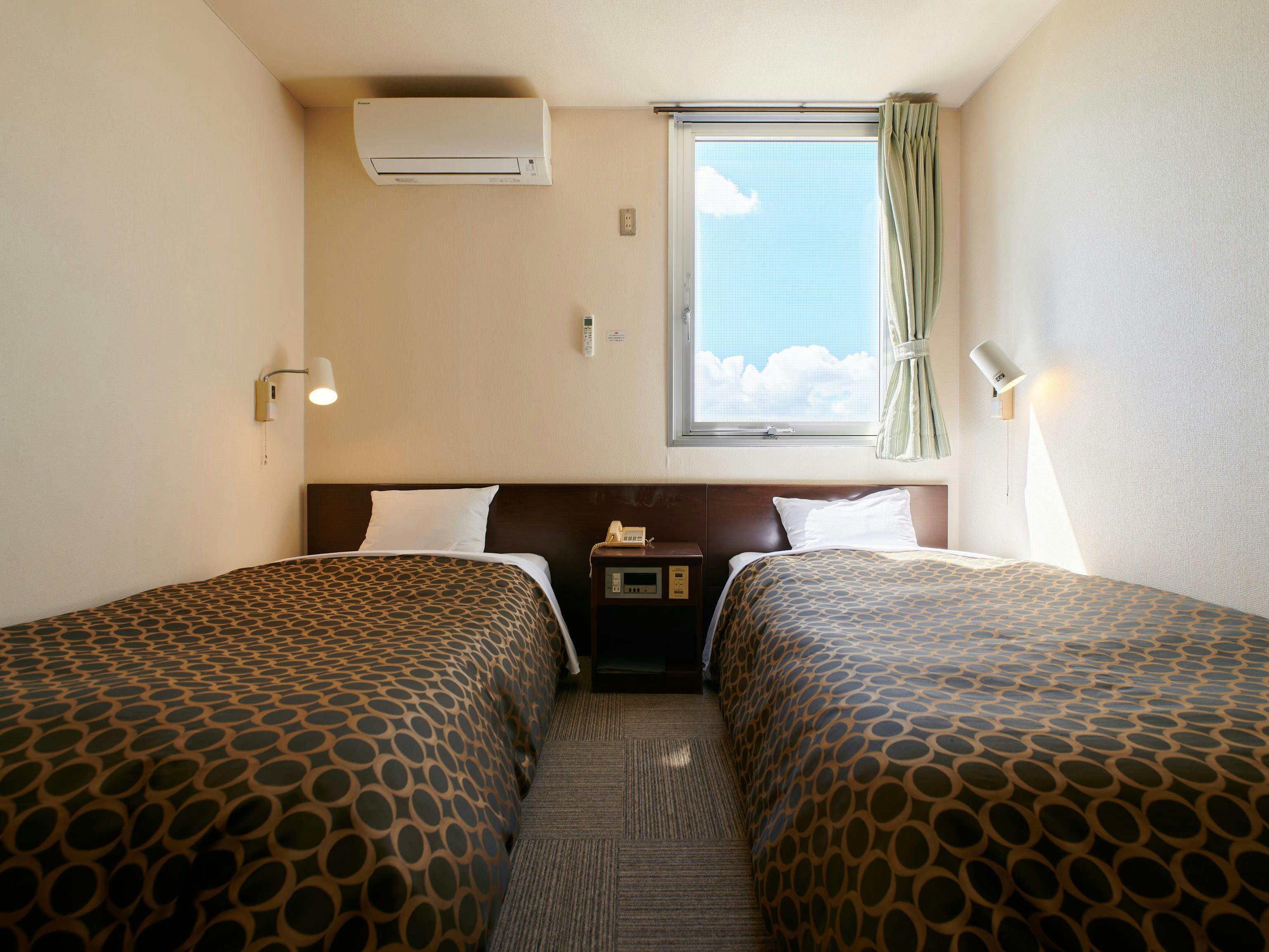 Business Hotel Okada-ya Bayside