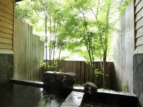 由布の御宿　山もみじ