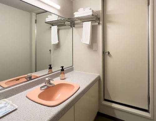 ツインルーム（28平米）