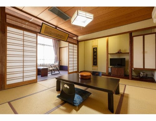 和室42型TV