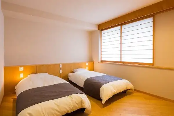 Western-style Suite