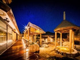 見奈良天然温泉 利楽（ミナラテンネンオンセンリラク）