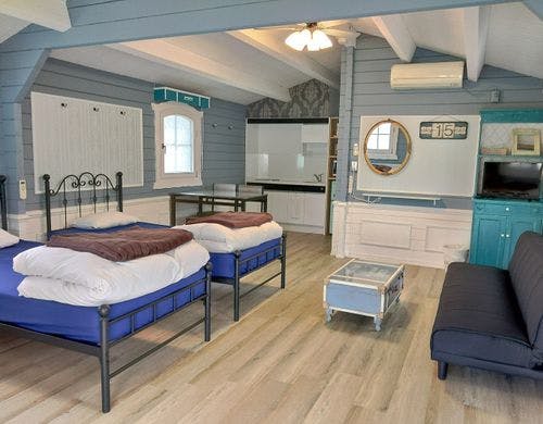 ダイニングテーブル、ミニキッチン