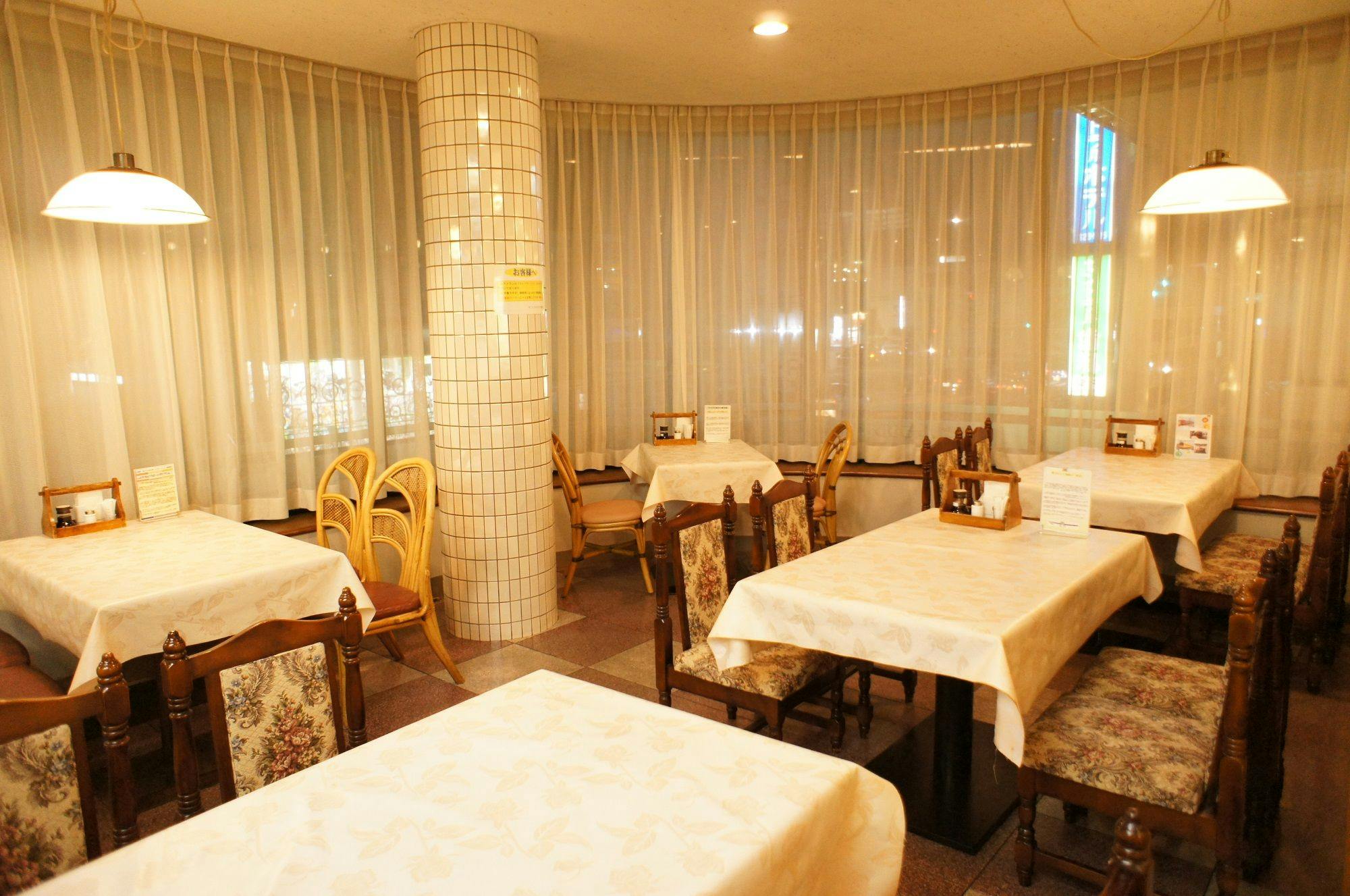 ร้านอาหารชั้น 2