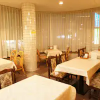 ร้านอาหารชั้น 2