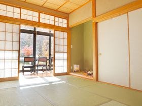 グリーンビレッジ横川 かやぶきの館