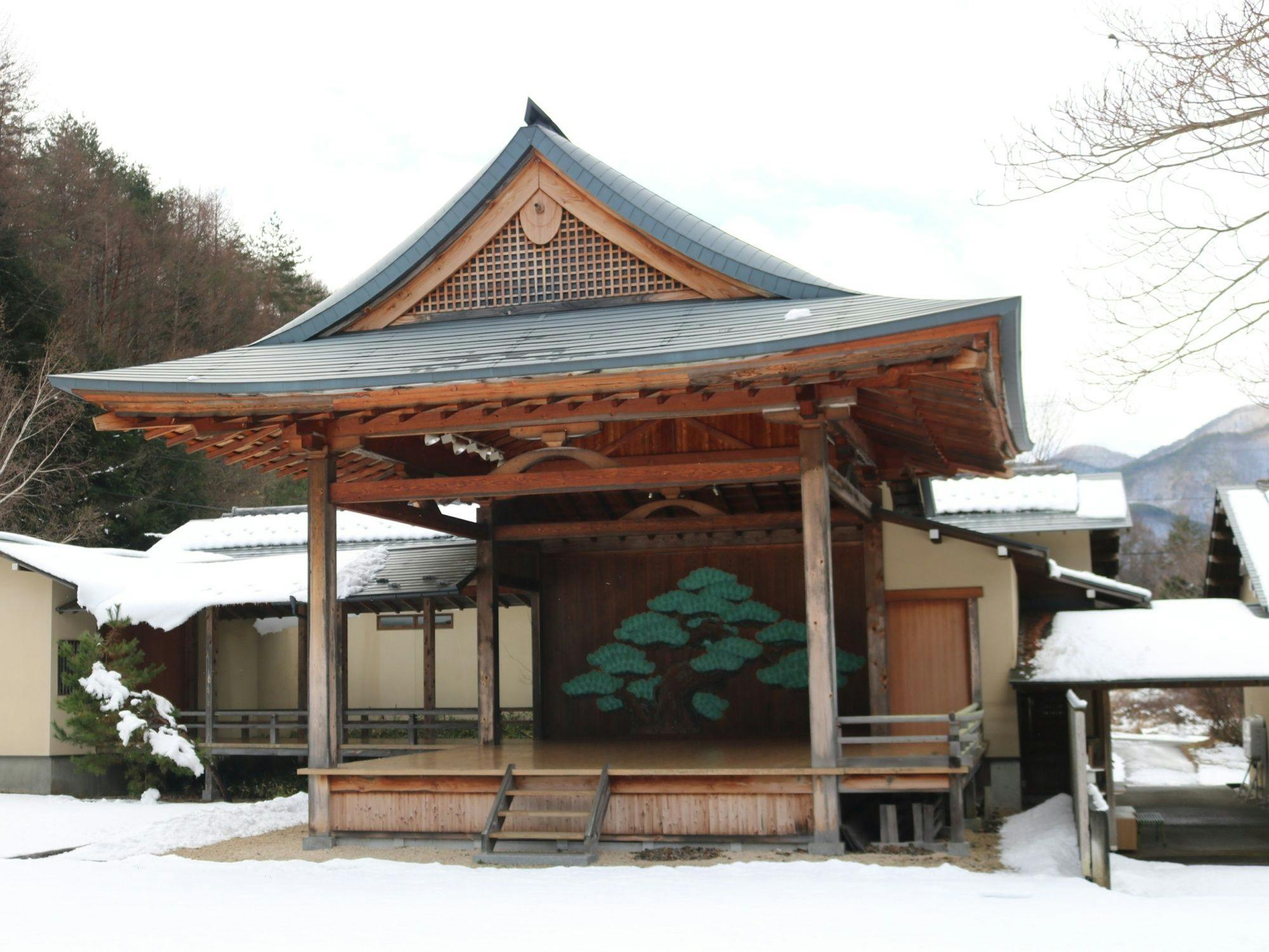 Shinshu Tatsuno Town Green Village Yokokawa Kayabuki no Yakata