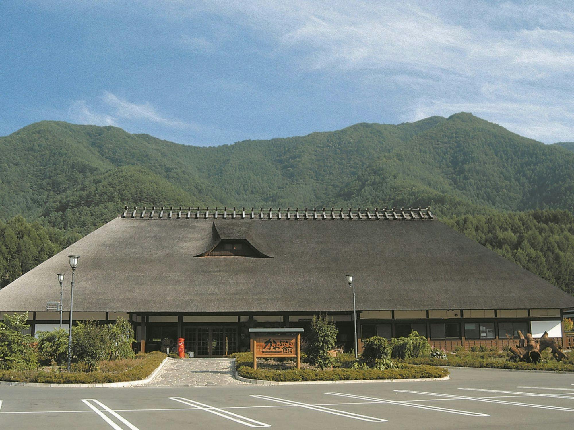 Shinshu Tatsuno Town Green Village Yokokawa Kayabuki no Yakata