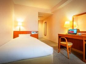 ホテル イオ アルフェラッツ