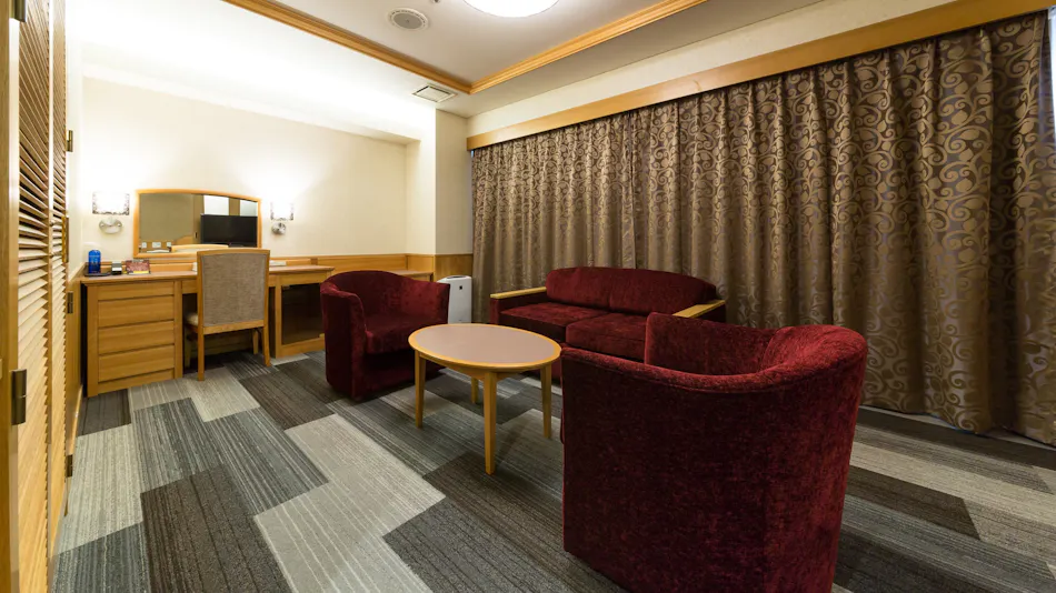 Kochi Pacific Hotel