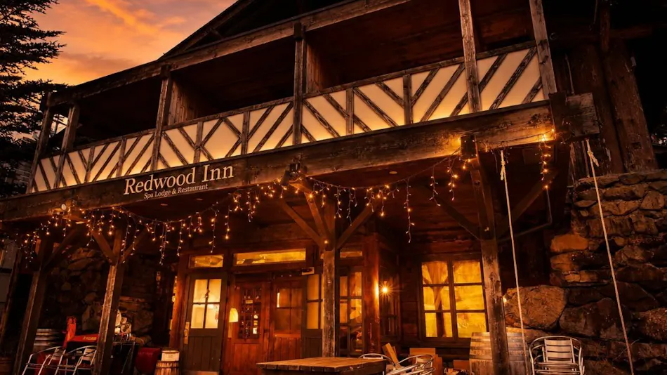 Spa Lodge Redwood Inn