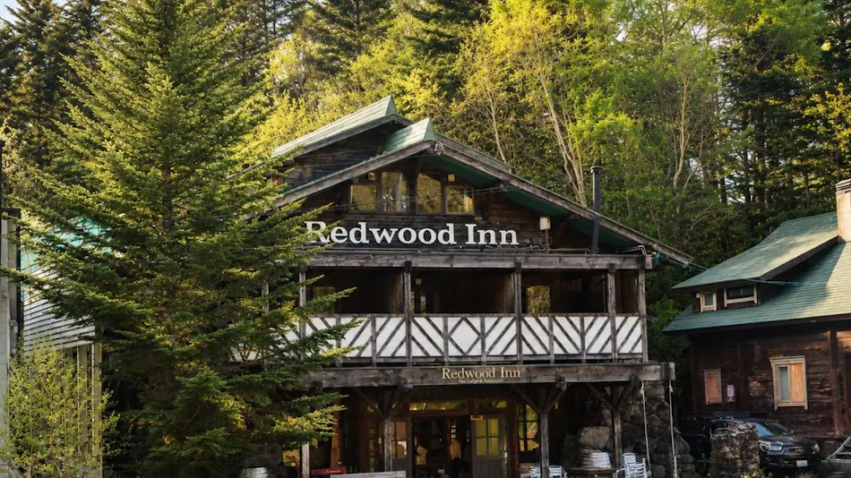 Spa Lodge Redwood Inn