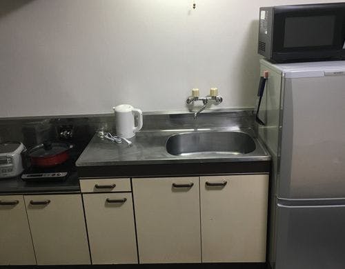 キッチン、食器付き