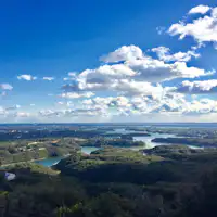 เรือท่องเที่ยวในอ่าวอาโกะเป็นที่แนะนำอย่างยิ่ง