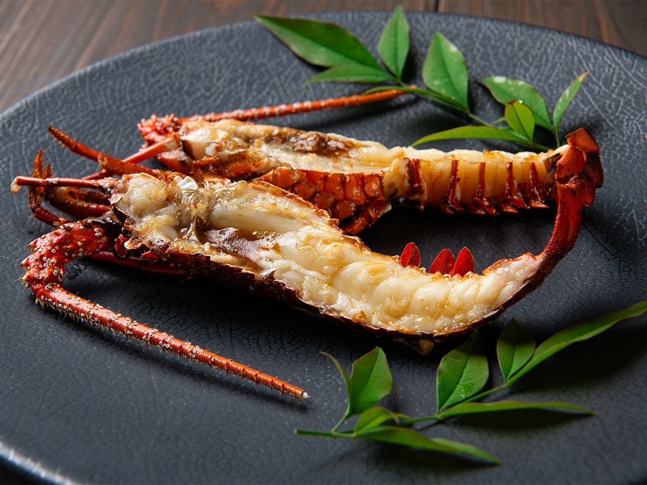 กุ้งมังกรย่างเปลือกปีศาจ