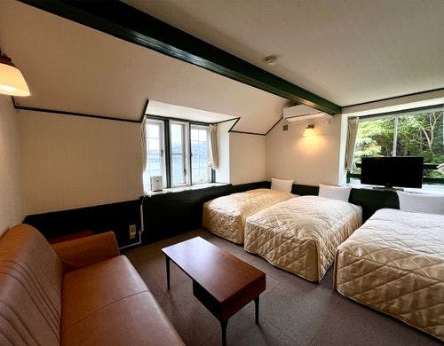 ロフト付コーナールームのロフト