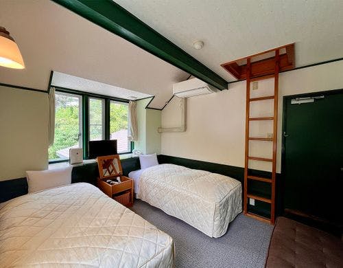 山側ツインルーム