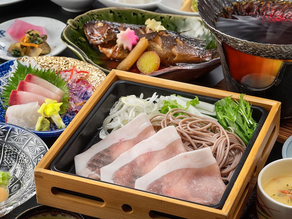 【ชุดอาหารค่ำพื้นฐาน】ตัวอย่างเมนู