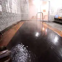 น้ำพุร้อนธรรมชาติ