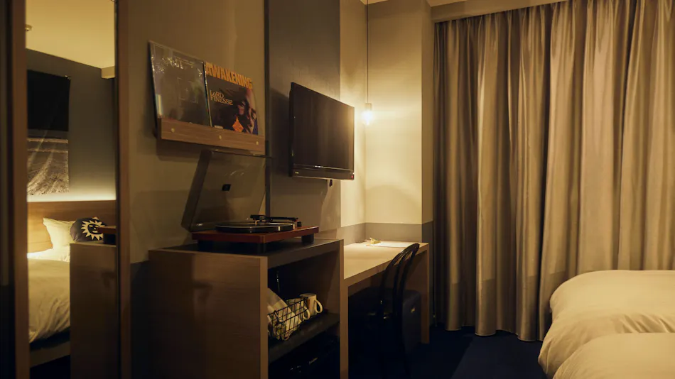 HOTEL SHE, OSAKA