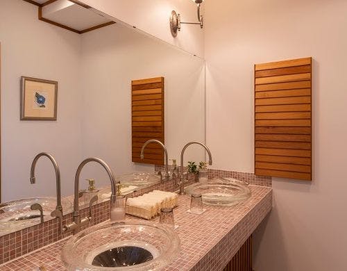 贅沢な２ボウルでゆっくりと朝の支度を