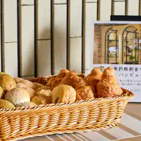 軽朝食《進々堂パンビュッフェ》