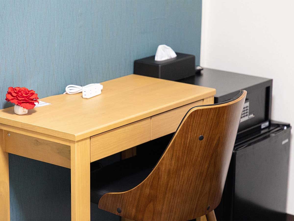 ・【ตัวอย่างห้องสไตล์ตะวันตก】ทำงานได้อย่างราบรื่นแม้ในห้องส่วนตัว.