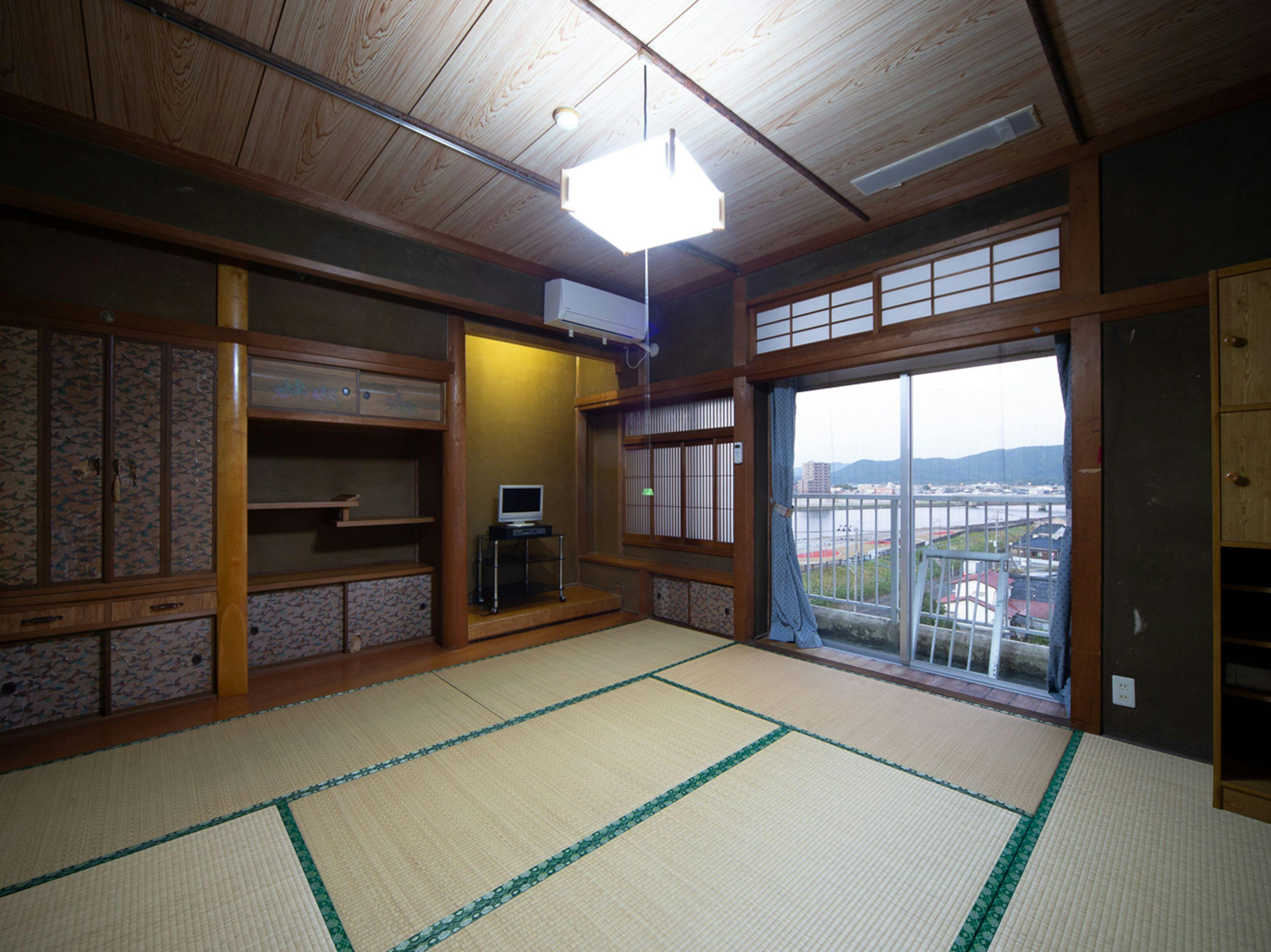 HOTEL Tsuru Kawauchi