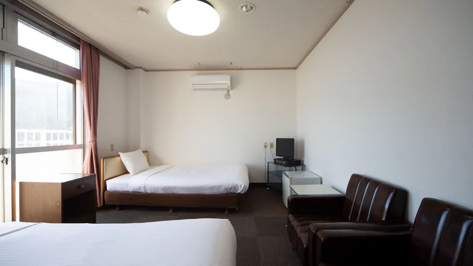 HOTEL Tsuru Kawauchi